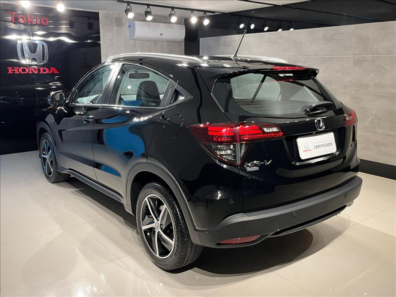 HR-V