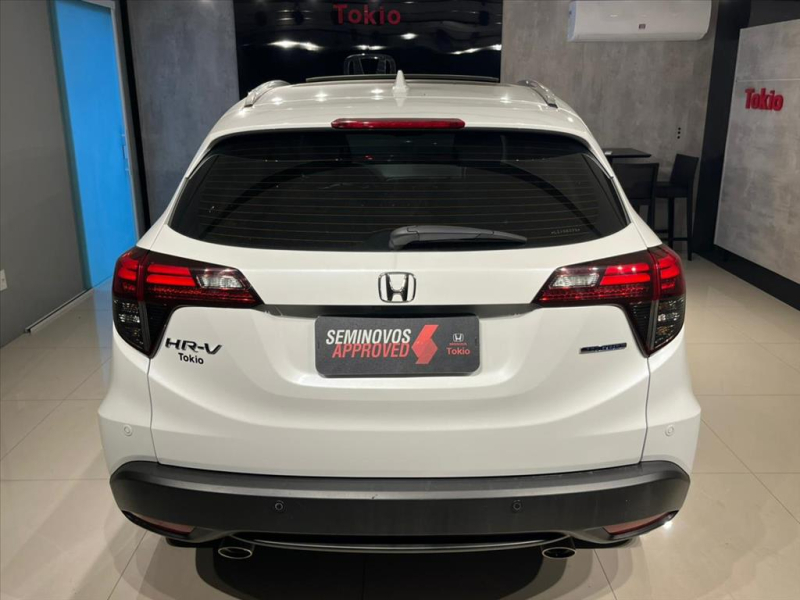 HR-V