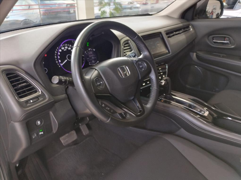 HR-V