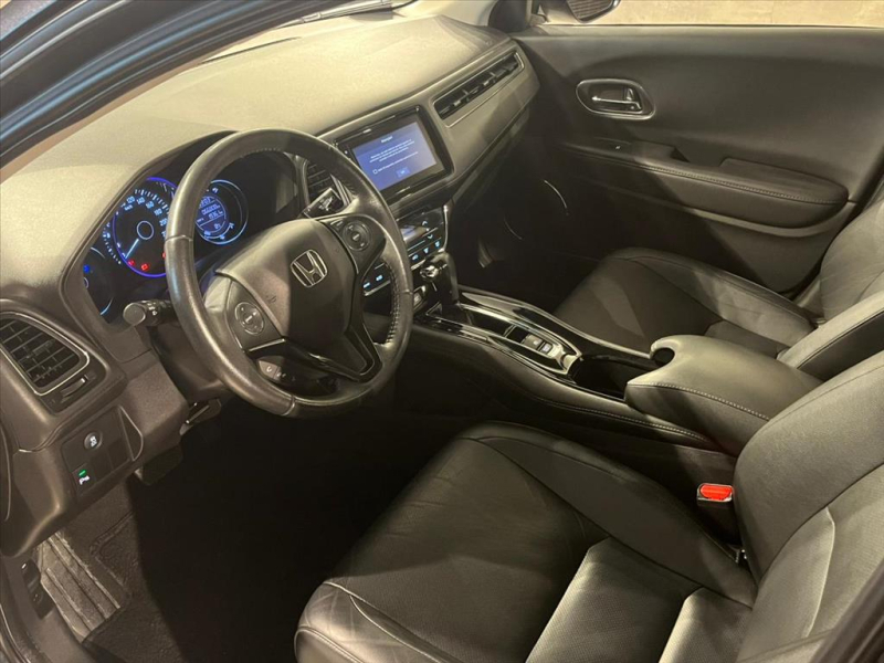 HR-V