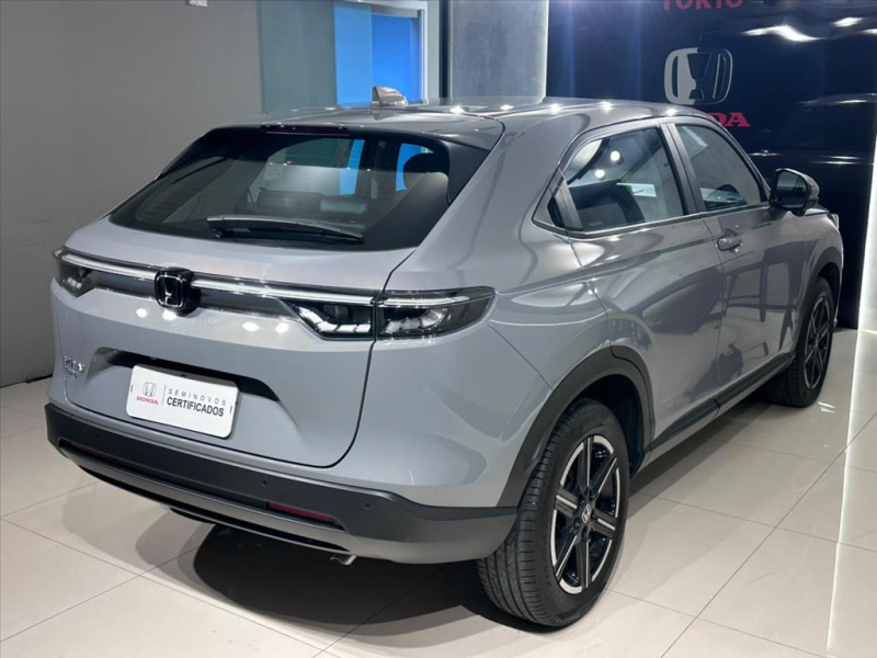 HR-V