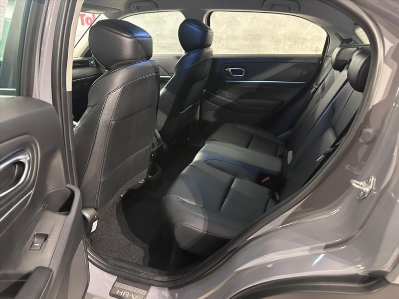 HR-V