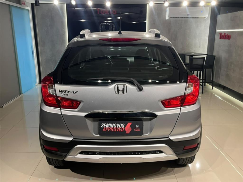 WR-V