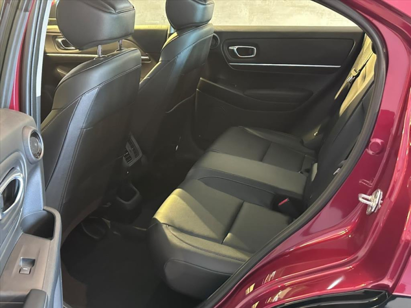 HR-V