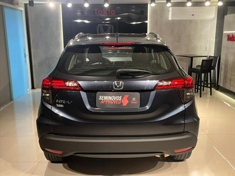 HR-V