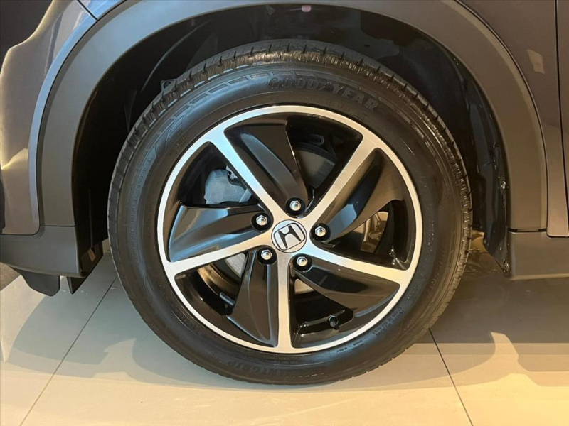 HR-V