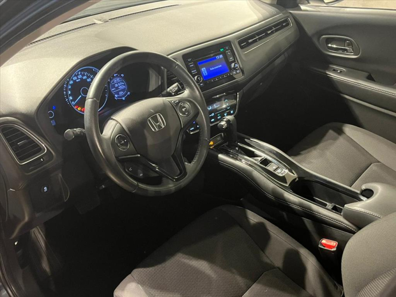 HR-V